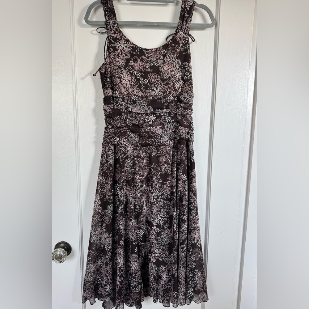 Floral Sleeveless Dress - Picture 2 of 4